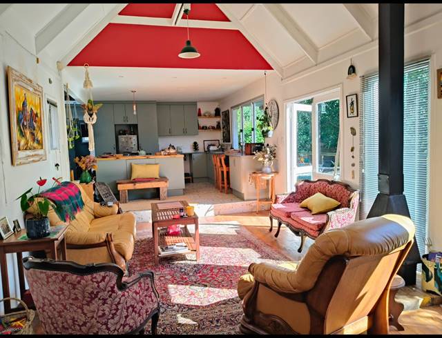 3 BEDROOM HOUSE FOR SALE IN WAVECREST